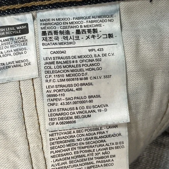 Levis 501 Denim Jeans 40x30 Straight Leg Button Fly Made 1 April 1996 EUC